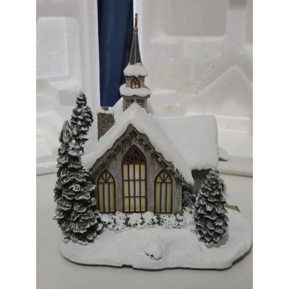 Thomas Kinkade Hawthorne Village Christmas Chapel Sculpture A4480 COA Lighted
